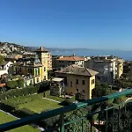 Apartamento Penthouse With A Sky-sea View Arenzano