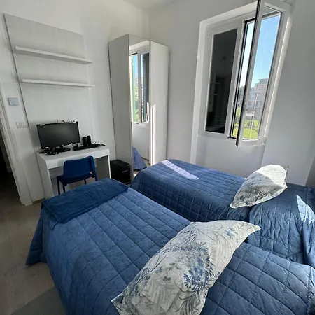Penthouse With A Sky-sea View * 아렌자노