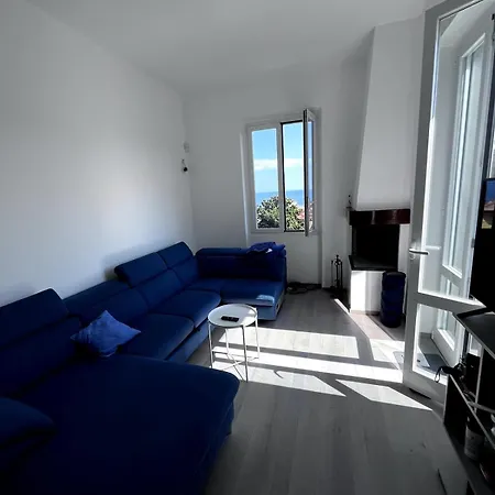 Penthouse With A Sky-sea View 아파트