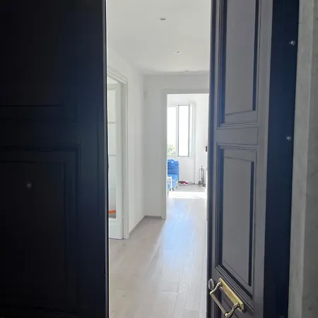 Penthouse With A Sky-sea View 아파트 아렌자노