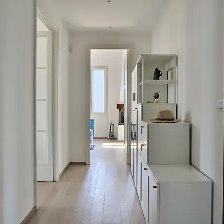 Penthouse With A Sky-sea View * 아렌자노