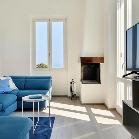 아파트 Penthouse With A Sky-sea View
